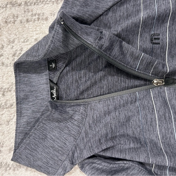 Travis Matthew 1/4 zip lot of 4 - all small - Picture 2 of 5